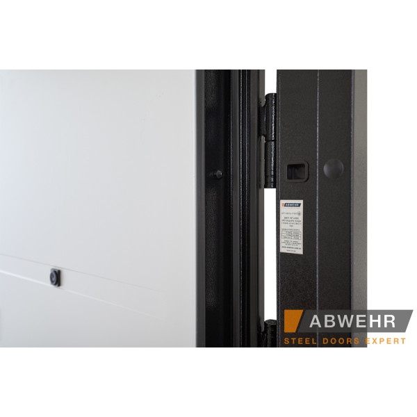 Входные двери Abwehr модель Safira