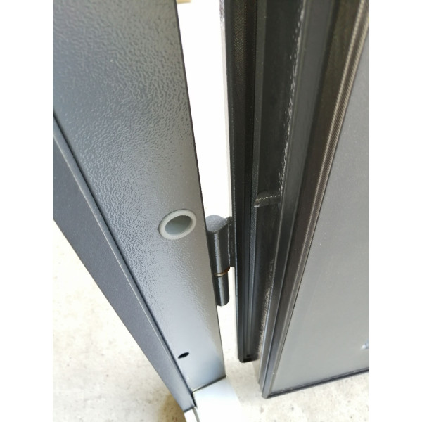 Входные двери Redfort модель Метал-МДФ со стеклопакетом
